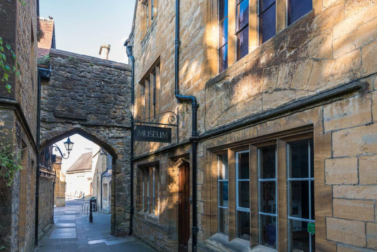 No.4 Ludbourne Hall เชอร์บอร์น ภายนอก รูปภาพ